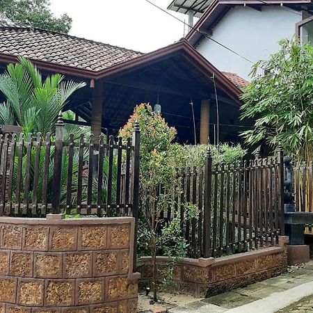 Loveena By H.S. Restaurant & Guest Tangalle Buitenkant foto