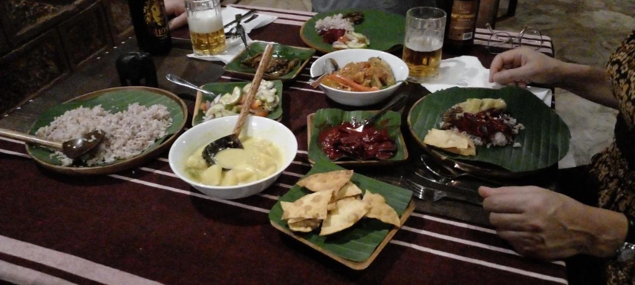 Loveena By H.S. Restaurant & Guest Tangalle Buitenkant foto